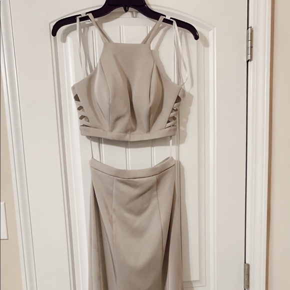 la femme prom dress - Picture 2 of 5